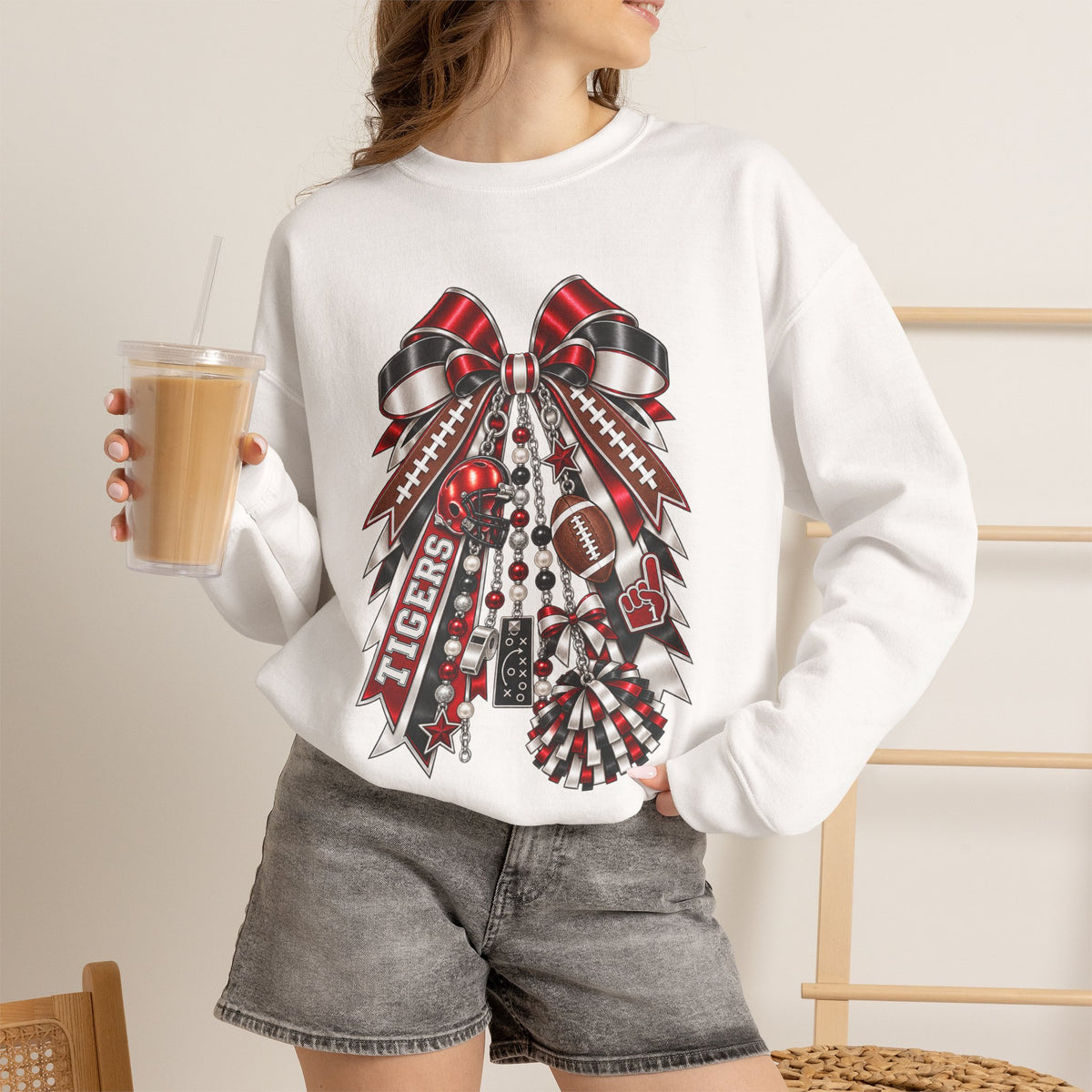 Mansfield Fans - Varsity Charm | Heavy Blend Sweatshirt
