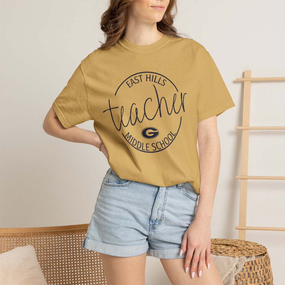 GWD Teachers - East Hills - Circle  | Comfort Colors