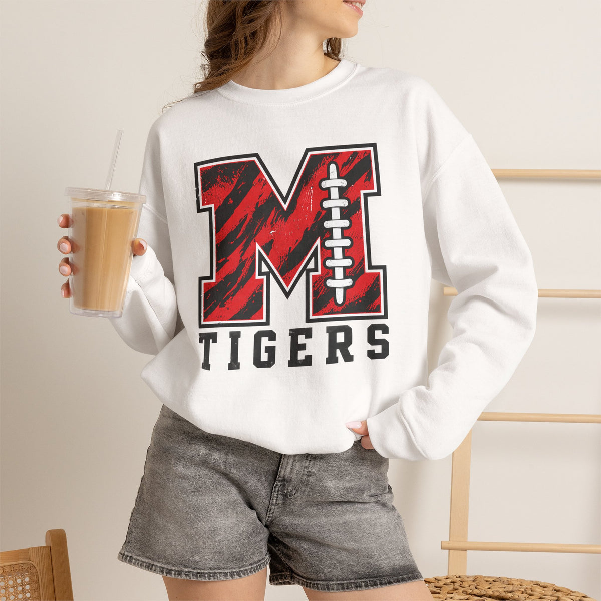 Mansfield Fans - The Tiger Laces | Heavy Blend Sweatshirt